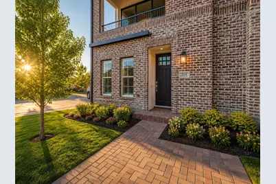 2114 Wenge Lane, Dallas, TX 75219 - Photo 14