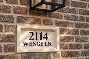 2114 Wenge Ln, Dallas, TX 75219 - Photo 16