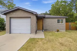 3923 Metropolitan Ave, Dallas, TX 75210 - Photo 2
