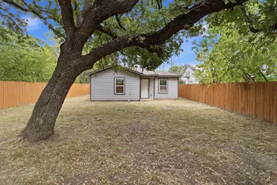 3923 Metropolitan Avenue, Dallas, TX 75210 - Photo 8