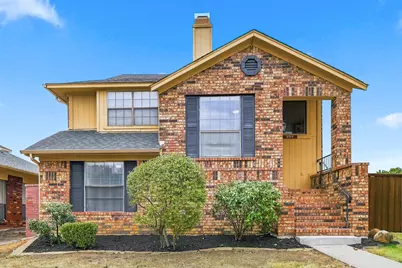 2923 Menlo Park Lane, Carrollton, TX 75007 - Photo 1