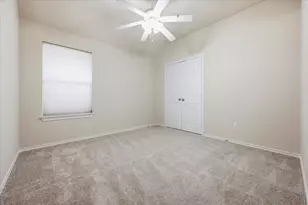 5907 Lantern Ln, Grand Prairie, TX 75052 - Photo 22