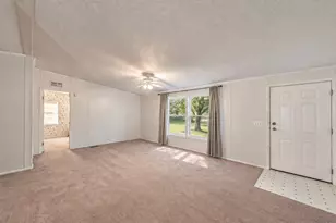 208 Rhett Ct, Aurora, TX 76078 - Photo 6