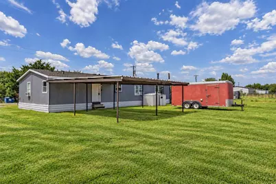 208 Rhett Court, Aurora, TX 76078 - Photo 32