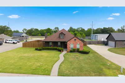 1308 Madeline Street, Commerce, TX 75428 - Photo 2