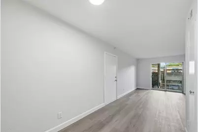 4859 Cedar Springs Road #136, Dallas, TX 75219 - Photo 18