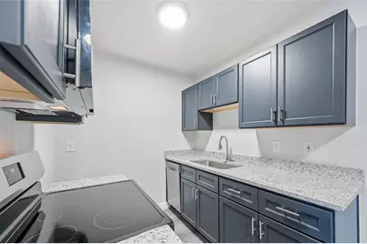 4859 Cedar Springs Road #136, Dallas, TX 75219 - Photo 10