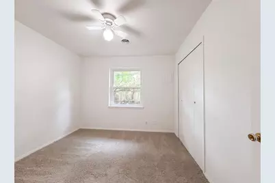 1805 Brookview Drive, Arlington, TX 76010 - Photo 12