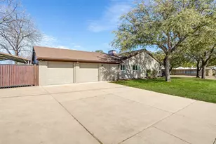 6940 Bal Lake Dr, Fort Worth, TX 76116 - Photo 36