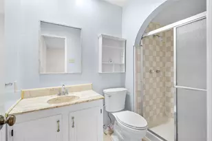 2801 Clover Valley Dr, Garland, TX 75043 - Photo 14