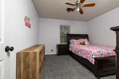 300 Broadway Street, Whitesboro, TX 76273 - Photo 20