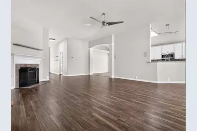 1049 Broken Spoke Drive, Little Elm, TX 75068 - Photo 6
