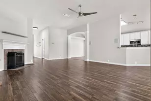 1049 Broken Spoke Dr, Little Elm, TX 75068 - Photo 6