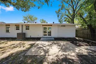 1213 Fairdale St, Irving, TX 75062 - Photo 18