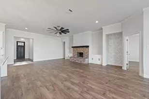 125 Treys Way, Godley, TX 76044 - Photo 4