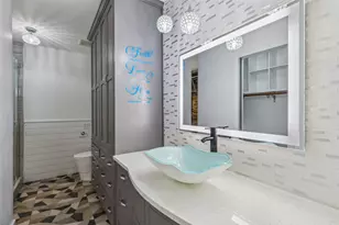 10207 Shelburne Dr, Dallas, TX 75227 - Photo 14