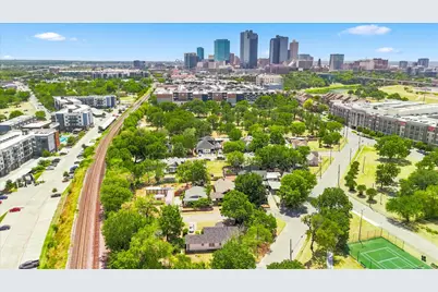 1109 Nowlin Street, Fort Worth, TX 76102 - Photo 2
