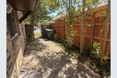 2211 Placid Drive, Carrollton, TX 75007 - Photo 20