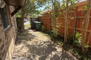 2211 Placid Dr, Carrollton, TX 75007 - Photo 20