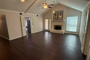 2211 Placid Dr, Carrollton, TX 75007 - Photo 2