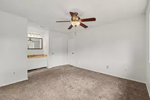 2926 Hilltop Dr, Euless, TX 76039 - Photo 20