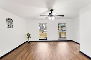 6437 Henco Dr, Fort Worth, TX 76119 - Photo 4