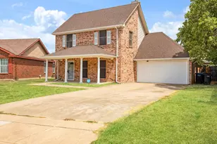 6437 Henco Dr, Fort Worth, TX 76119 - Photo 1