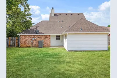 6437 Henco Drive, Fort Worth, TX 76119 - Photo 26