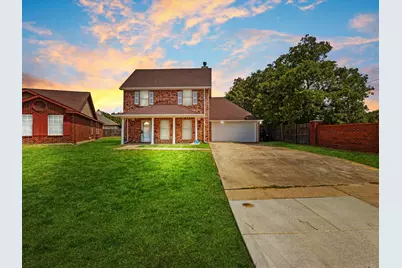 6437 Henco Drive, Fort Worth, TX 76119 - Photo 2