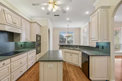 1727 Ridgecrest Drive, Cleburne, TX 76033 - Photo 18