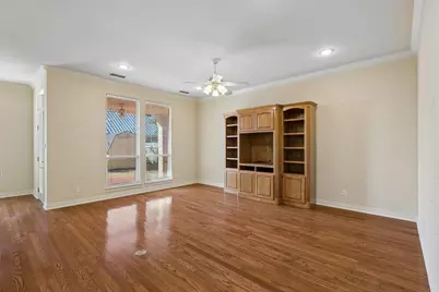 1727 Ridgecrest Drive, Cleburne, TX 76033 - Photo 10