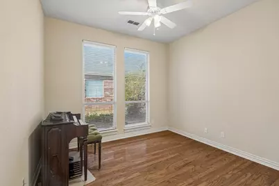 1727 Ridgecrest Drive, Cleburne, TX 76033 - Photo 8
