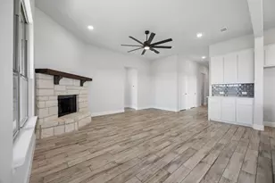 725 Windward Ct, Lowry Crossing, TX 75069 - Photo 10