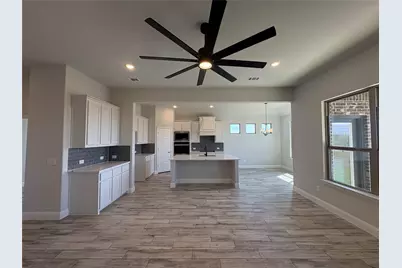 725 Windward Court, Lowry Crossing, TX 75069 - Photo 14