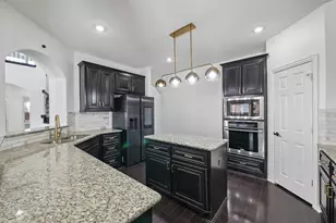 720 Yarrow St, Little Elm, TX 75068 - Photo 10