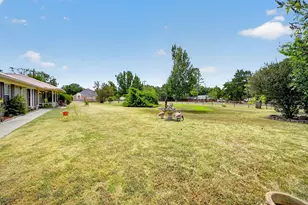 1022 Robin Rd, Oak Ridge, TX 75161 - Photo 28