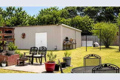 1022 Robin Road, Oak Ridge, TX 75161 - Photo 22