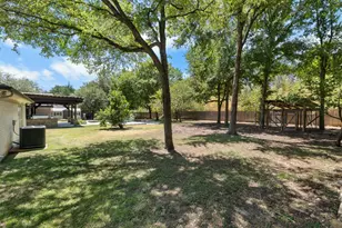 367 Elm Grove Cir, Waco, TX 76657 - Photo 38