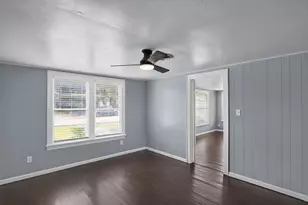 2811 Springdale Rd, Fort Worth, TX 76111 - Photo 8