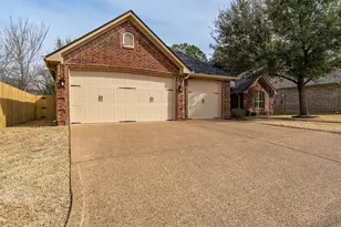 6526 Ashmore, Tyler, TX 75703 - Photo 2