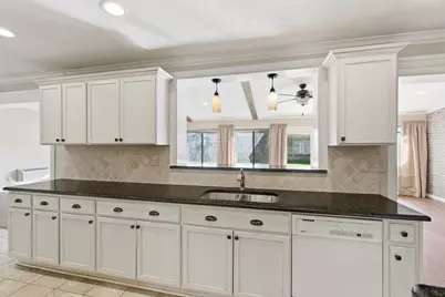 1760 Acorn Lane, Hurst, TX 76054 - Photo 10