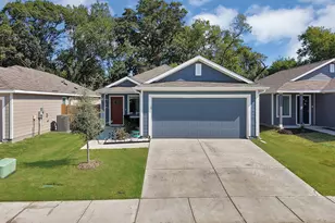 210 Harvest St, Princeton, TX 75407 - Photo 2