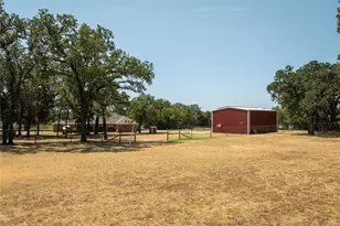 448 Co Rd 3690, Boyd, TX 76023 - Photo 38