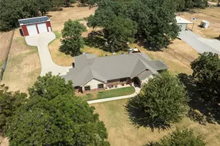 448 Co Rd 3690, Boyd, TX 76023 - Photo 2