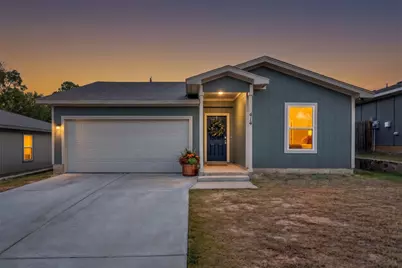 414 E Munson Street, Denison, TX 75021 - Photo 1