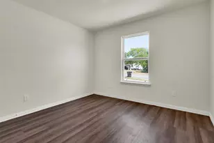 414 E Munson St, Denison, TX 75021 - Photo 4