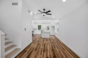 104 E Miller St, Whitewright, TX 75491 - Photo 8