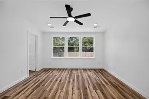104 E Miller St, Whitewright, TX 75491 - Photo 14