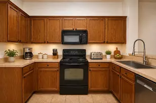 2219 Glacier Park Ln, Grand Prairie, TX 75050 - Photo 8