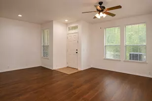 2219 Glacier Park Ln, Grand Prairie, TX 75050 - Photo 6